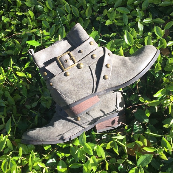 Guess Shoes - Guess boots